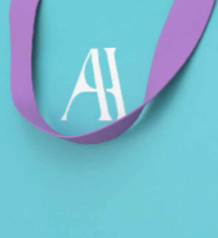 Aminnah Reusable Gift Bag and tissue paper  – Luxury Packaging for Beauty Products